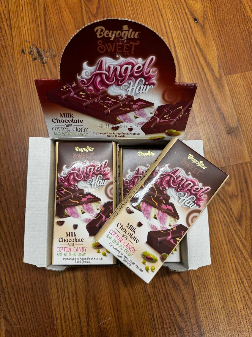 ANGEL HAIR MILK CHOCOLATE WITH COTTON CANDY AND PISTACHIO CREAM