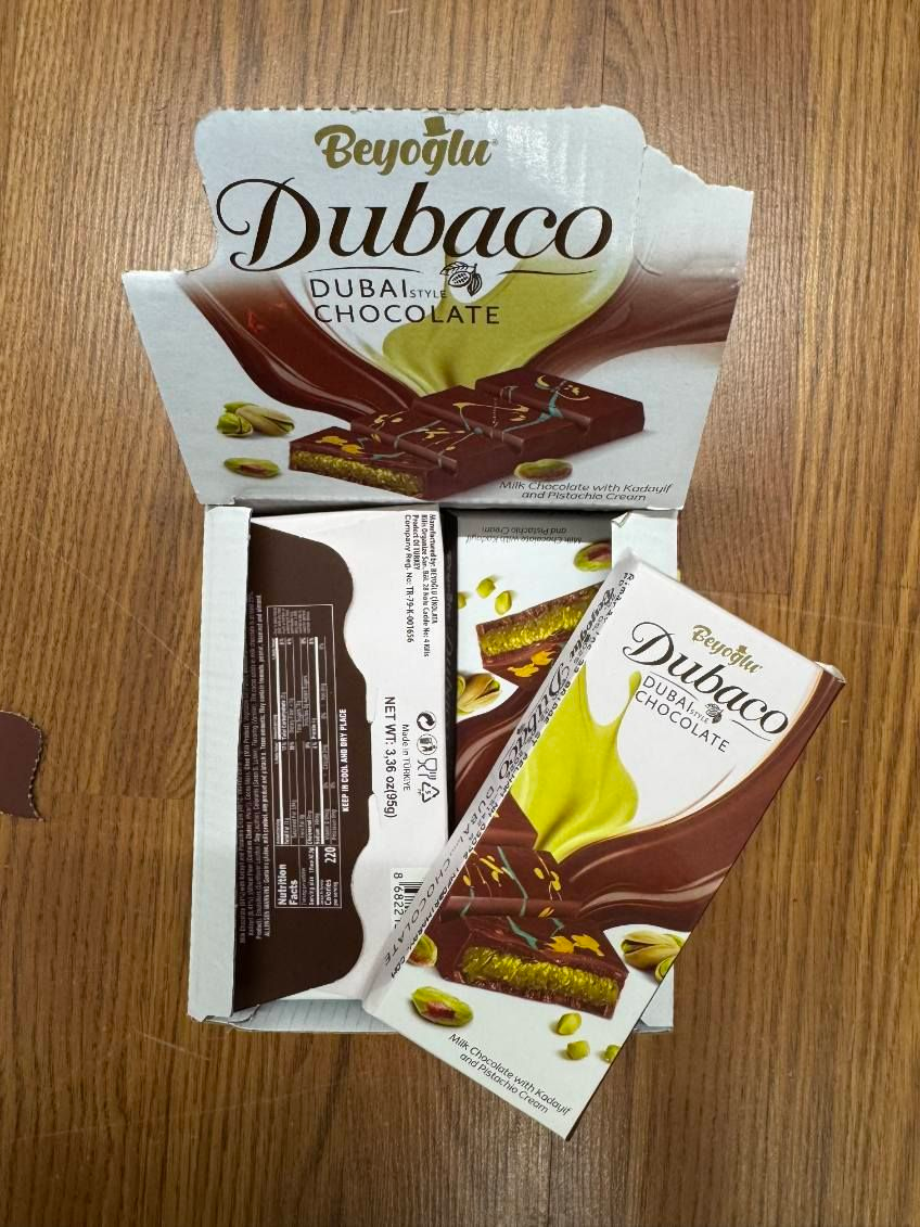 PREMIUM DUBAI CHOCOLATE MILK CHOCOLATE WITH PISTACHIO CREAM 6pcs 95 GR (Copy)