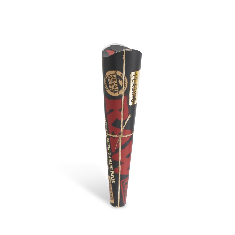 RAW Classic Black King Size 3pk Cones POP- 32ct | Item No: 3304