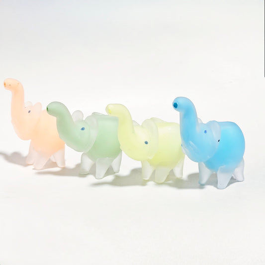 Glass Pipe Baby elephant FROSTY | item no.: 2912