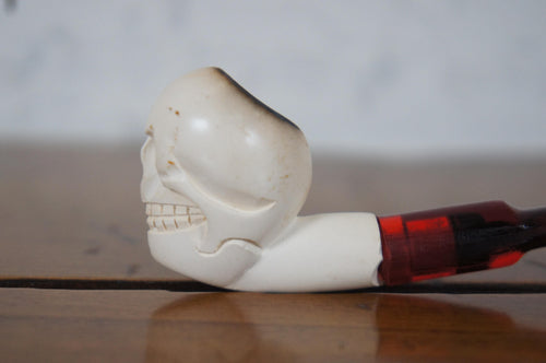 Ceramic Skull Smoking Pipe 1ct | Item no.: 1472