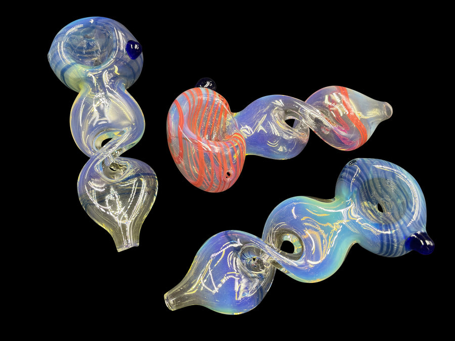 Glass Pipe 4'' Twisted Medium | Item no.: 419