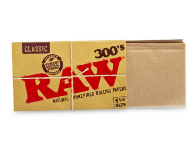 RAW Classic Rolling Papers 300pk 1¼" Size - 20 ct | Item No: 3121