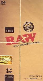 Raw Classic 1 1/4 24 ct | Item No: 90